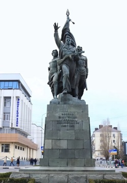 Памятник воинам-защитникам в Новороссийске