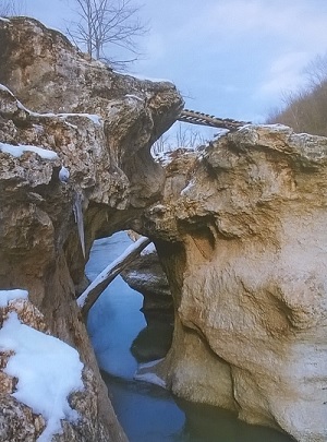 тоннельный участок реки Белой